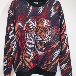 Zara Lion Embroidered Crewneck